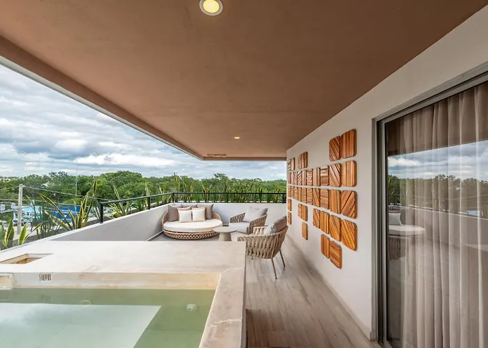 Hotel By Ihg 4*