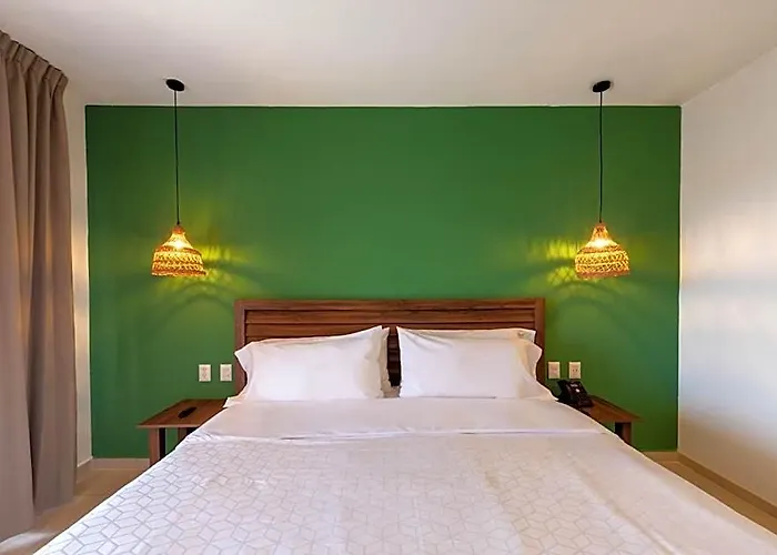 By Ihg
