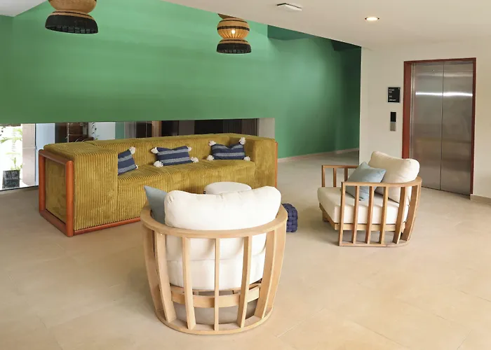 By Ihg Tulum